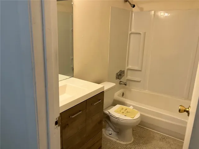 $1,500 | 15 Twin Beeches, Rochester, NY 14608