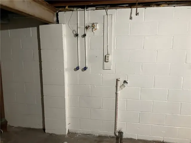 $1,500 | 15 Twin Beeches, Rochester, NY 14608