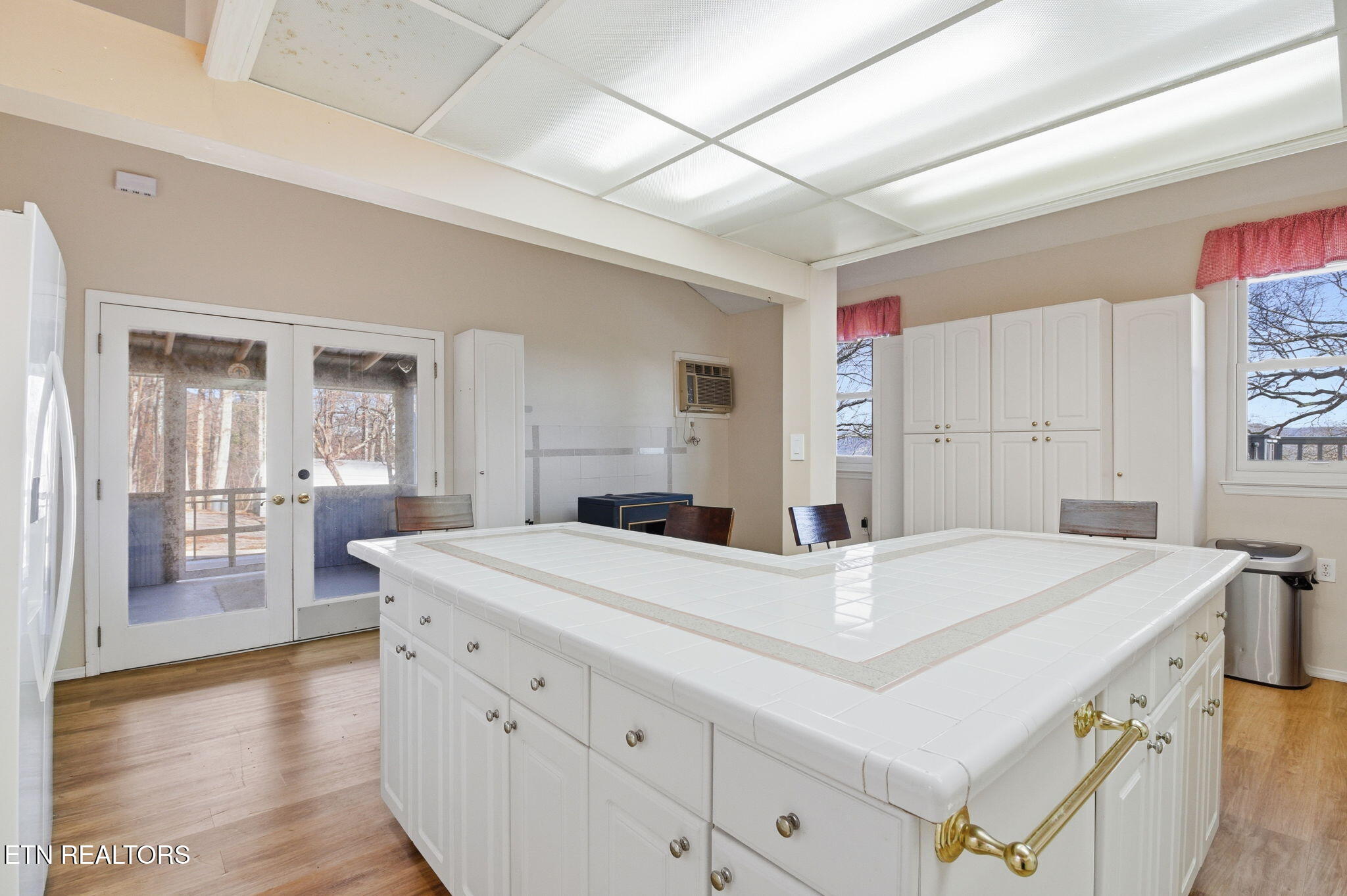 93 Bell Summers Road Pikeville, TN 37367 - Photo 14 of 45 12-web-or-mls-DZ3A2977