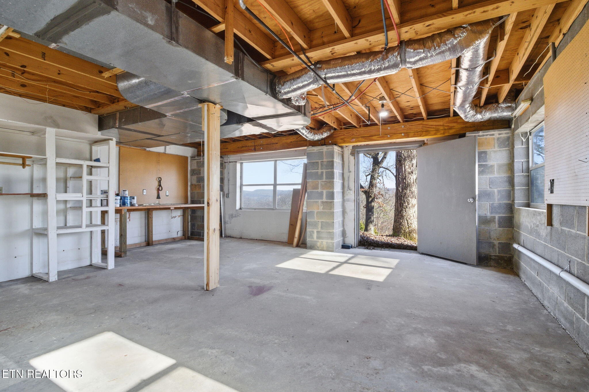 93 Bell Summers Road Pikeville, TN 37367 - Photo 34 of 45 32-web-or-mls-DZ3A3073