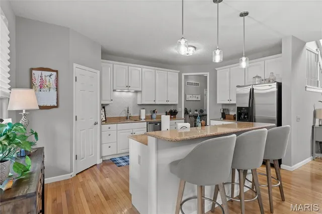 $495,000 | 2056 Hawks Landing Drive, Lake St. Louis, MO 63367