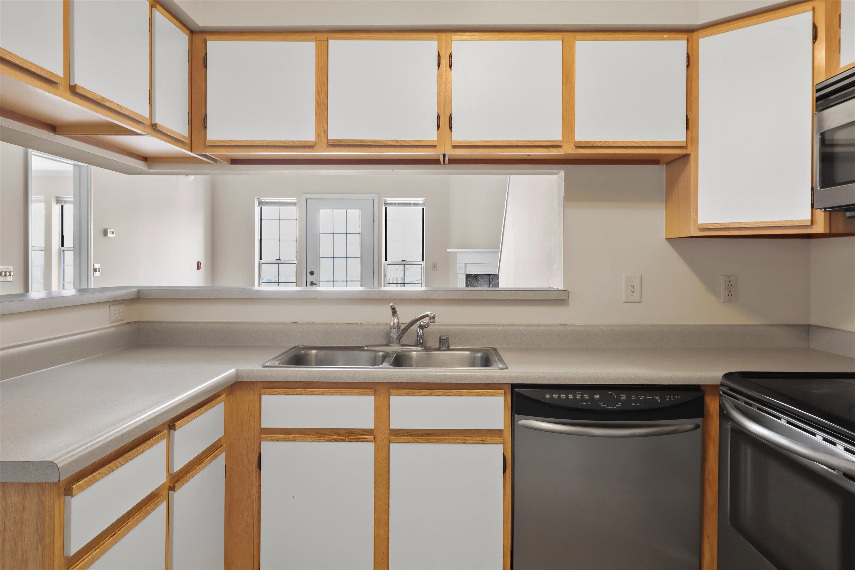 7202 Flagship Drive, Unit 7 Madison, WI 53719 - Photo 13 of 35