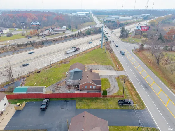 $455,000 | 4422 Hillegas Road, Fort Wayne, IN 46818