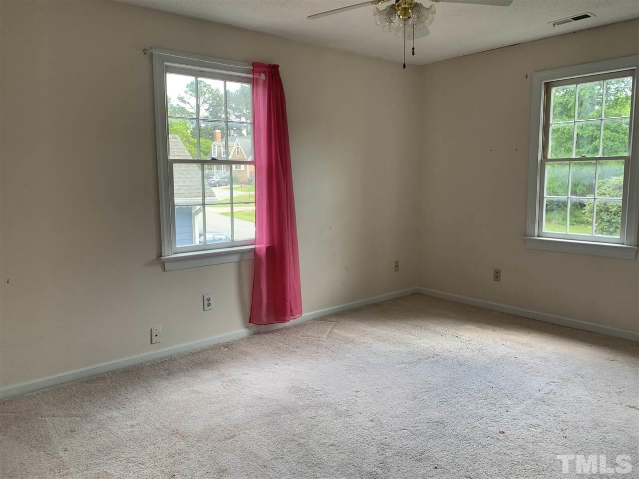 3305 Gatcombe Place Raleigh, NC 27604 - Photo 14 of 23