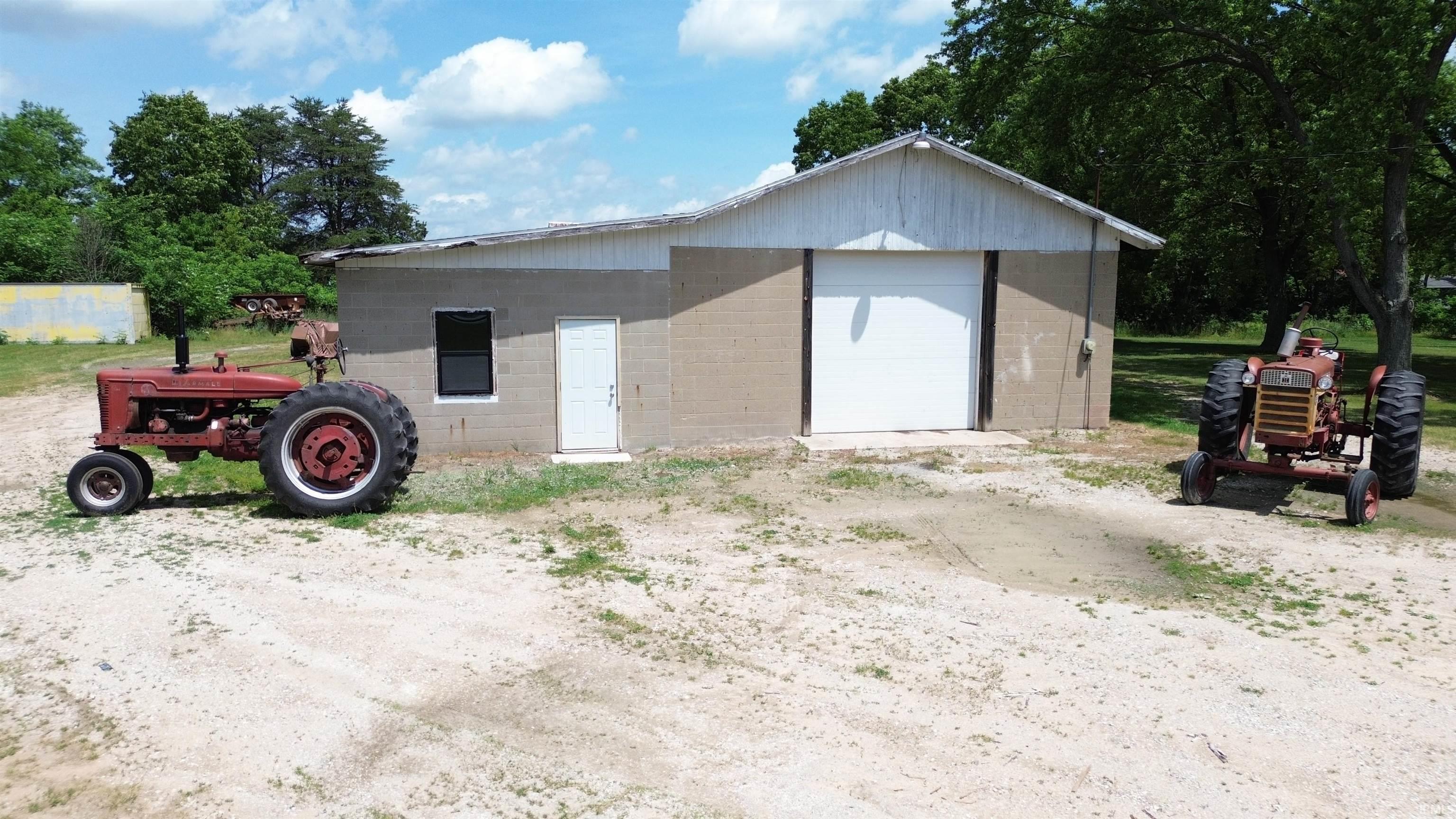 120 State Road Bristol, IN 46507 - Photo 4 of 13
