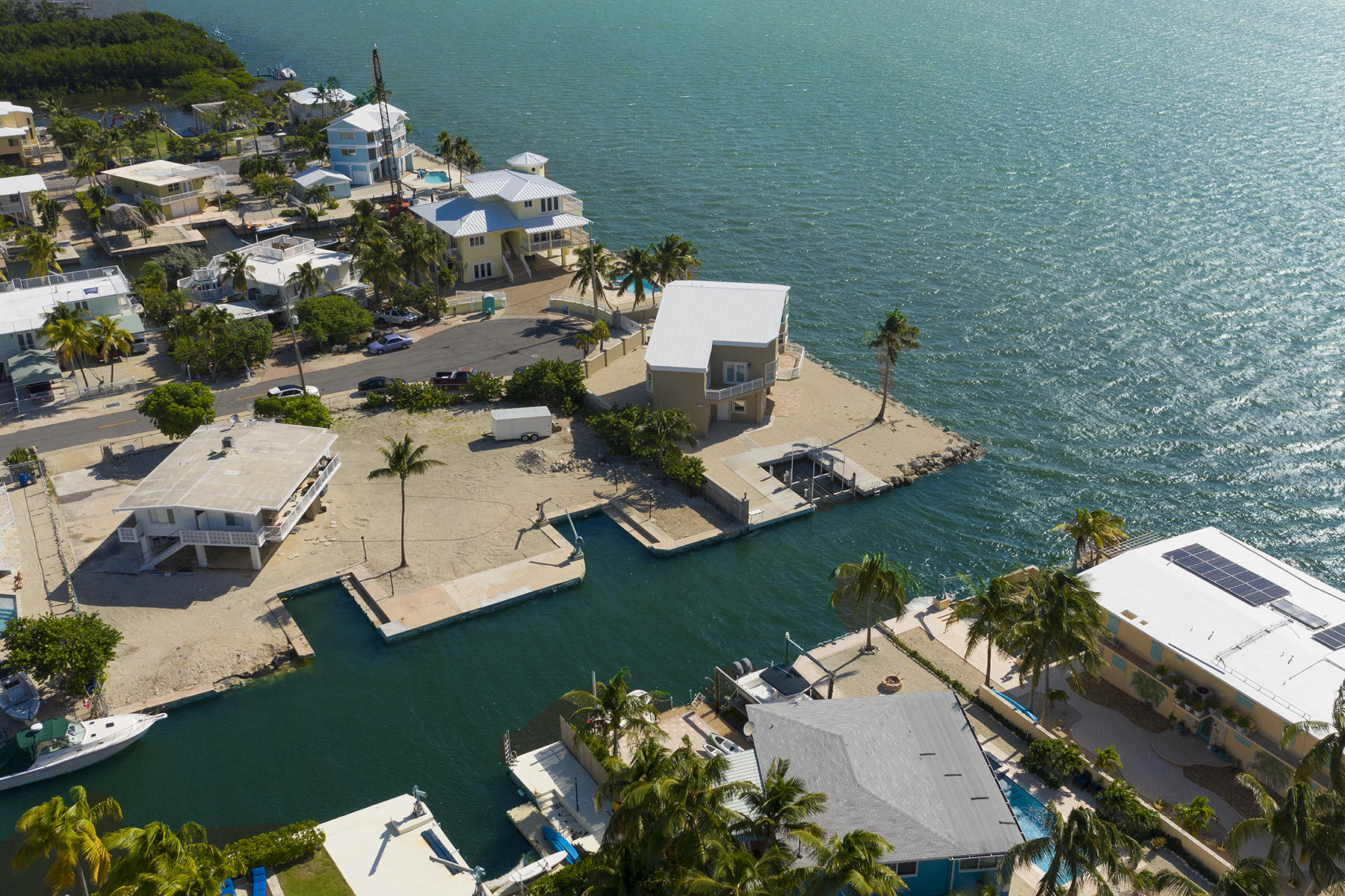 1106 Heron Road Key Largo, FL 33037 - Photo 1 of 14 Fantastic Location!