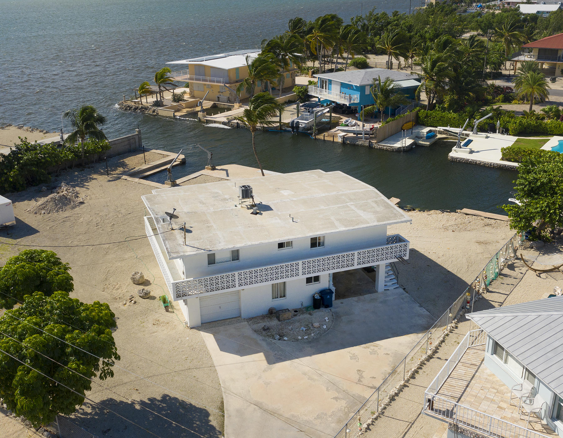 1106 Heron Road Key Largo, FL 33037 - Photo 2 of 14 Waterfront Home