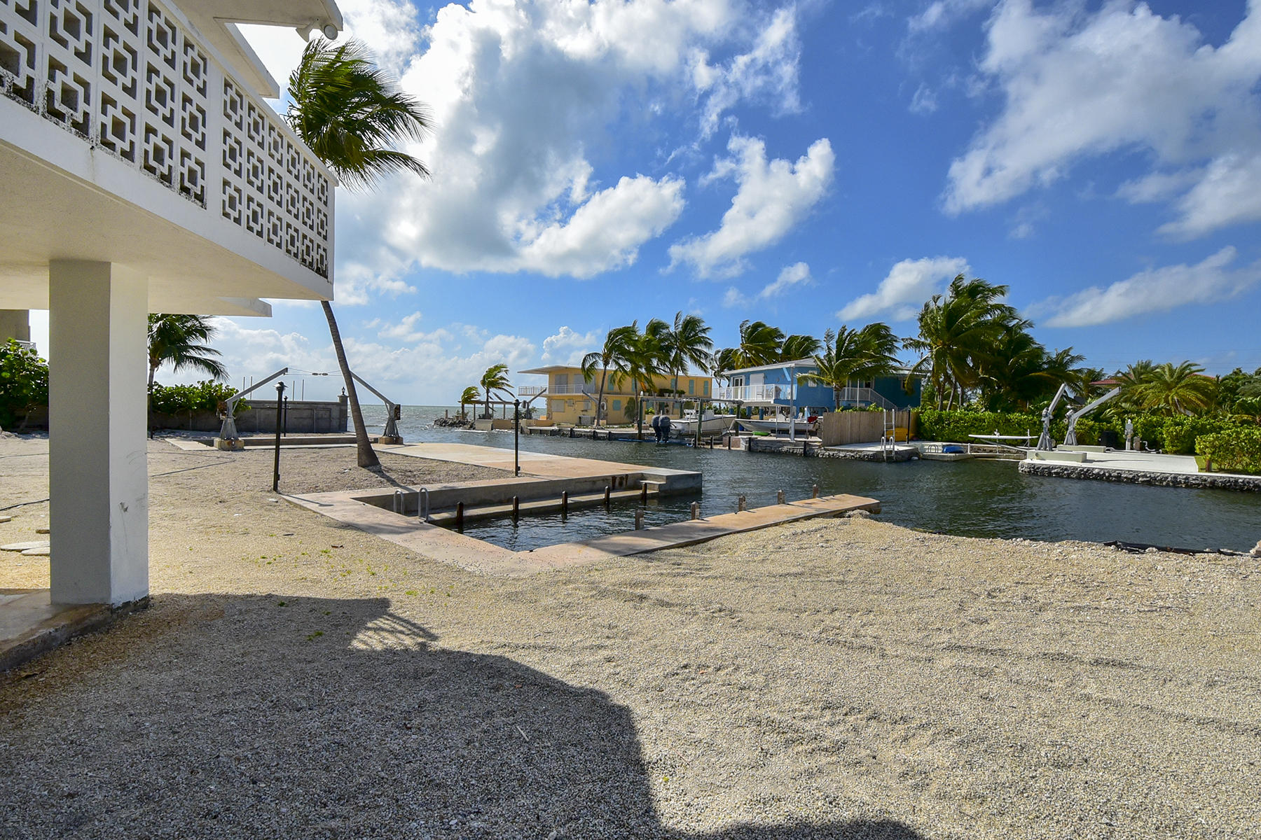 1106 Heron Road Key Largo, FL 33037 - Photo 8 of 14 Spacious Yard