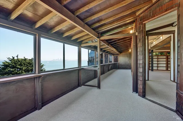 a view of entryway