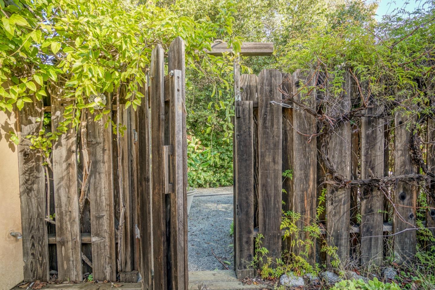 45920 Clear Ridge Road Big Sur, CA 93920 - Photo 25 of 34 Gallery Image 25