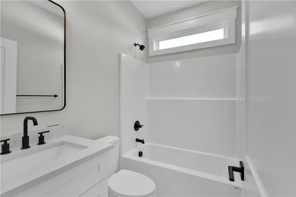 $548,900 | 1619 Old Dobbins Bridge Road, Townville, SC 29689