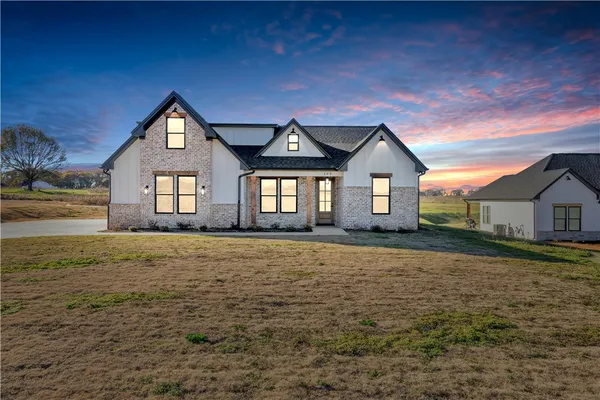 $548,900 | 1619 Old Dobbins Bridge Road, Townville, SC 29689