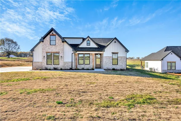 $548,900 | 1619 Old Dobbins Bridge Road, Townville, SC 29689