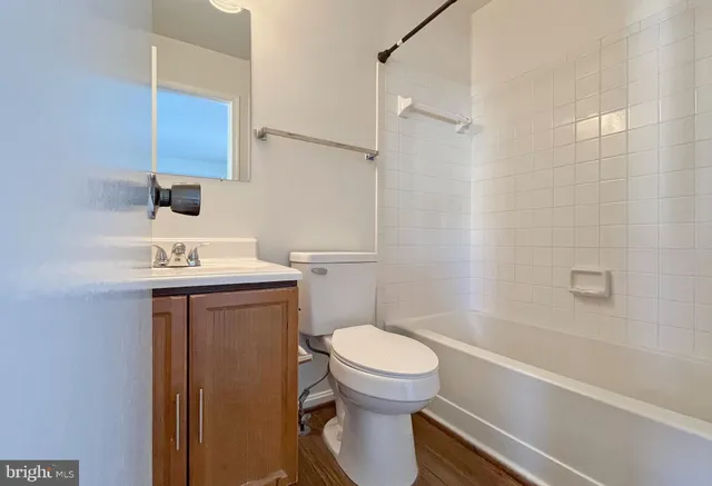 $629,000 | 3350 Oakshade Court, Fairfax, VA 22033