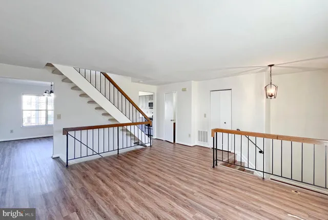 $629,000 | 3350 Oakshade Court, Fairfax, VA 22033