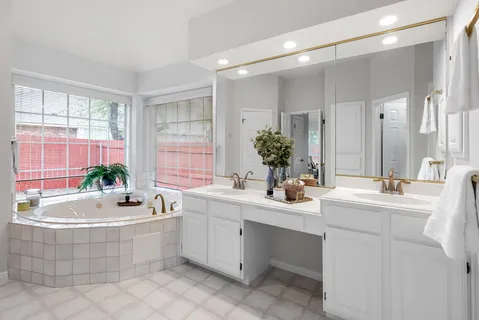 $700,000 | 11560 Cedarcliffe Drive, Austin, TX 78750