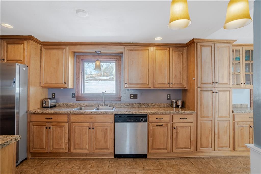 181 Denny Road Valencia, PA 16059 - Photo 11 of 25 Gallery Image 11