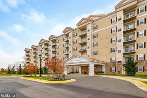 6301 Edsall Road, Unit 407 Alexandria, VA 22312 - Photo 1 of 42 Gallery Image 1