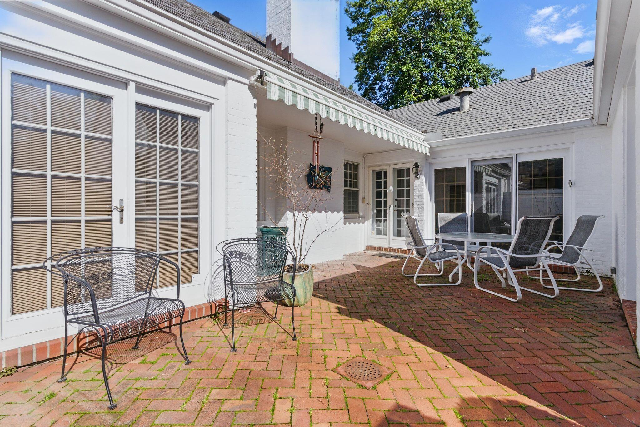 216 Ridgeway Road Lexington, KY 40502 - Photo 57 of 67 68_Photo_075