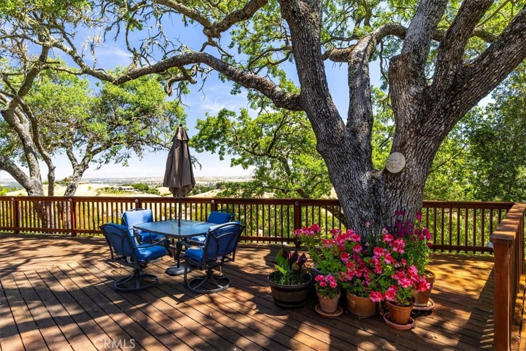 12355 Santa Ana Road Atascadero, CA 93422 - Photo 34 of 57