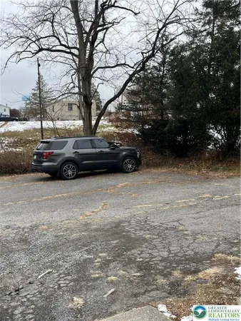 $1,700 | 54 North 8th Street, Bangor, PA 18013
