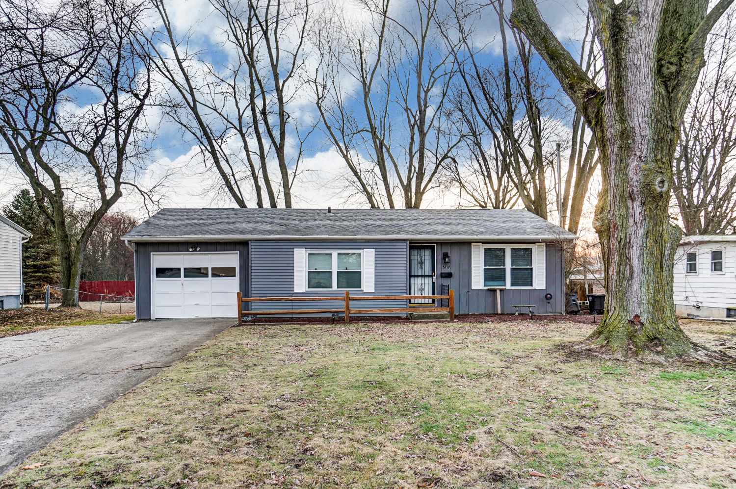 5217 Tyrone Road Fort Wayne, IN 46809 - Photo 2 of 19