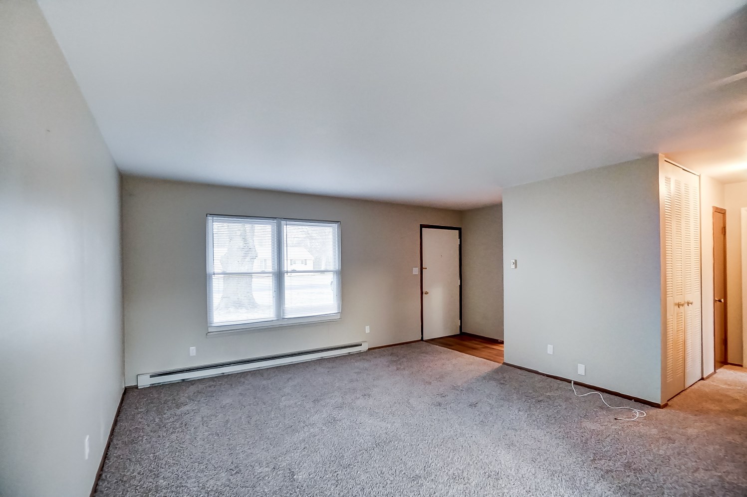 5217 Tyrone Road Fort Wayne, IN 46809 - Photo 3 of 19