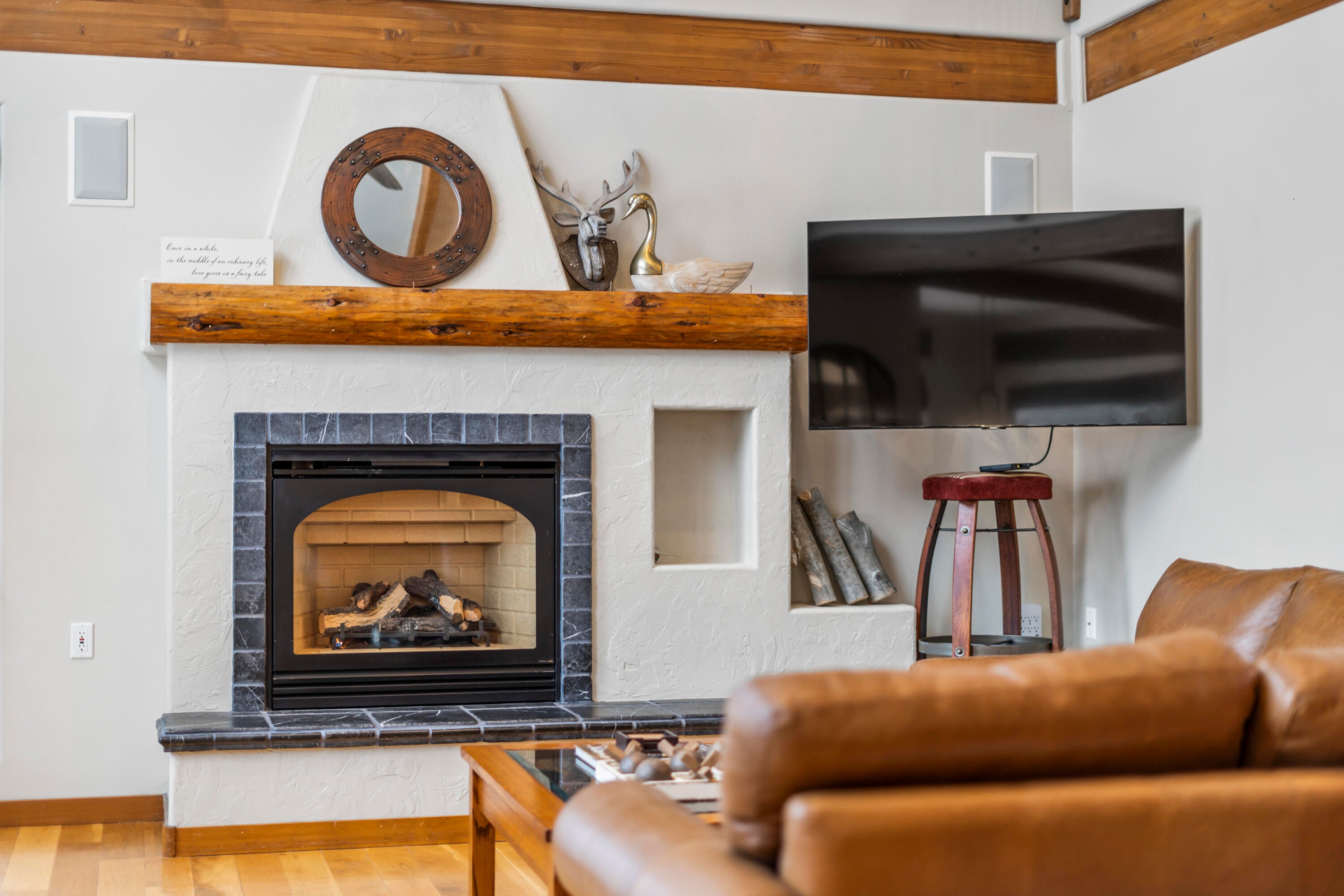 56065 Snow Goose Road Bend, OR 97707 - Photo 18 of 65 So many custom touches!