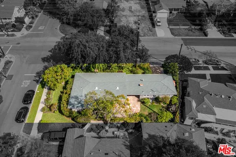 $1,099,000 | 741 North Clybourn Avenue, Burbank, CA 91505