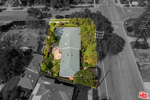 $1,099,000 | 741 North Clybourn Avenue, Burbank, CA 91505