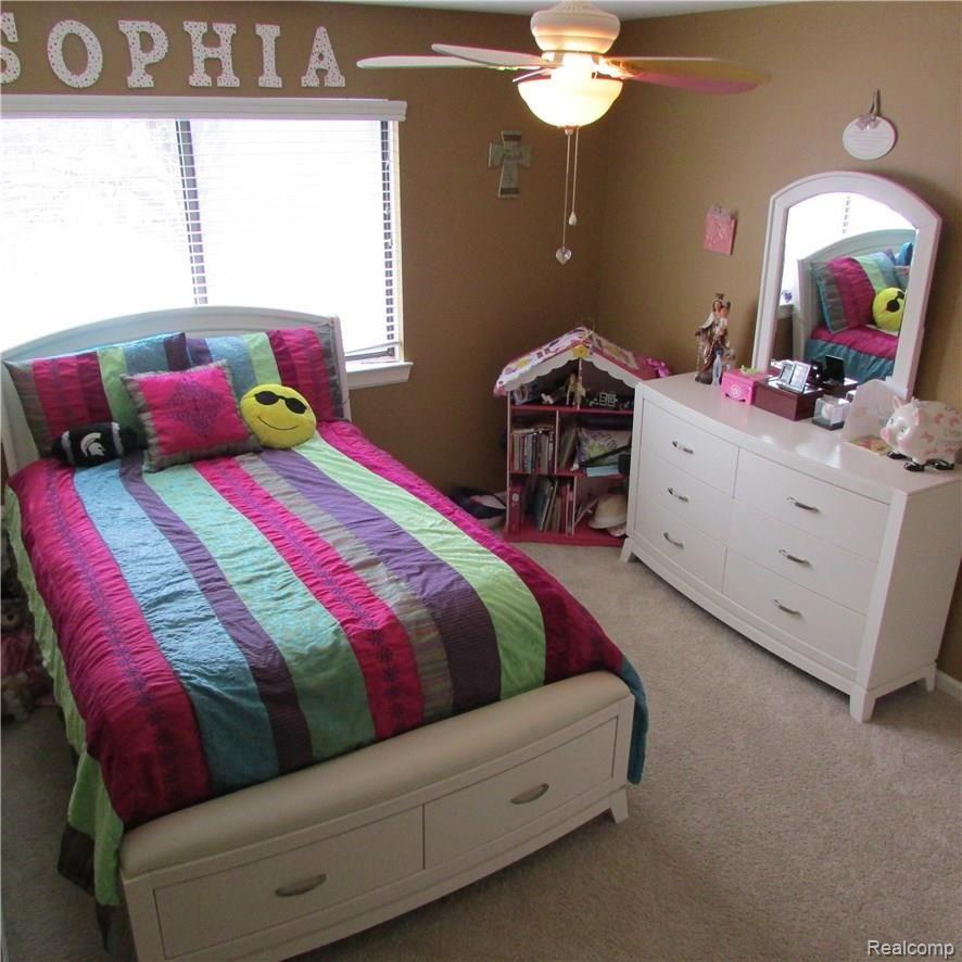 814 Francis Street Rochester, MI 48307 - Photo 16 of 23 BEDROOM 2.JPG