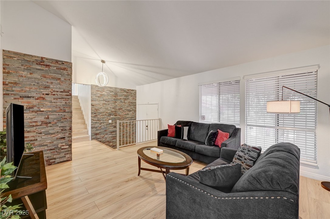 3736 South Lindell Road Las Vegas, NV 89103 - Photo 8 of 50