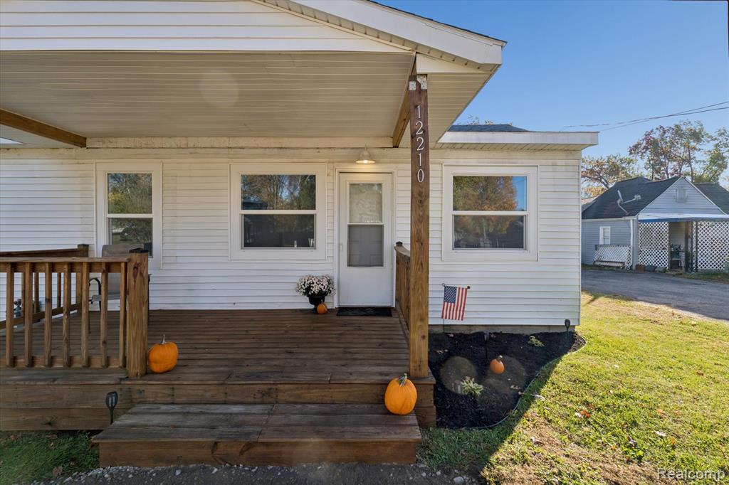 12210 Benson Road Mount Morris, MI 48458 - Photo 4 of 31 Gallery Image 4