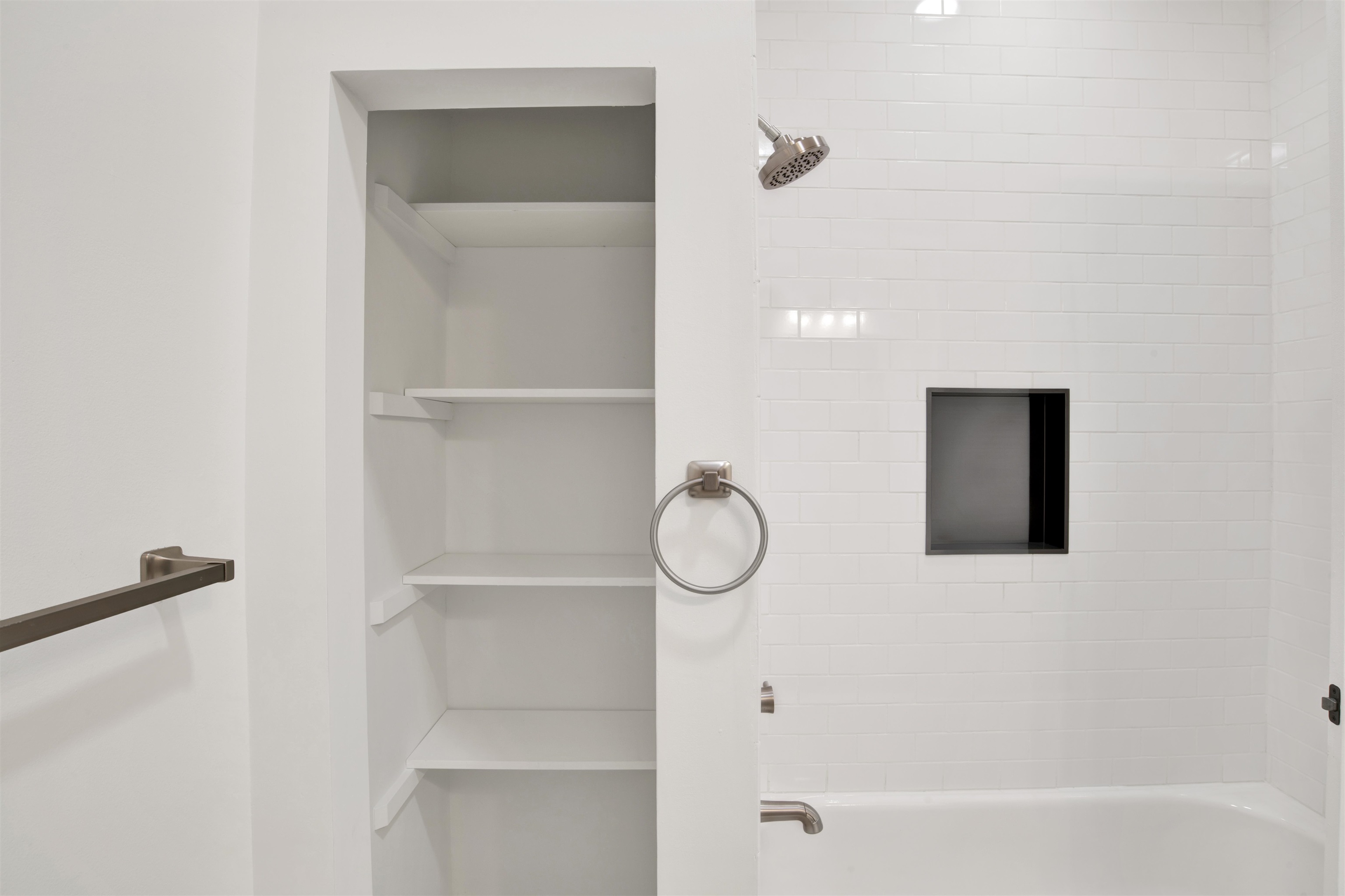 505 Dyson Street Fairhope, AL 36532 - Photo 30 of 50 Bathroom