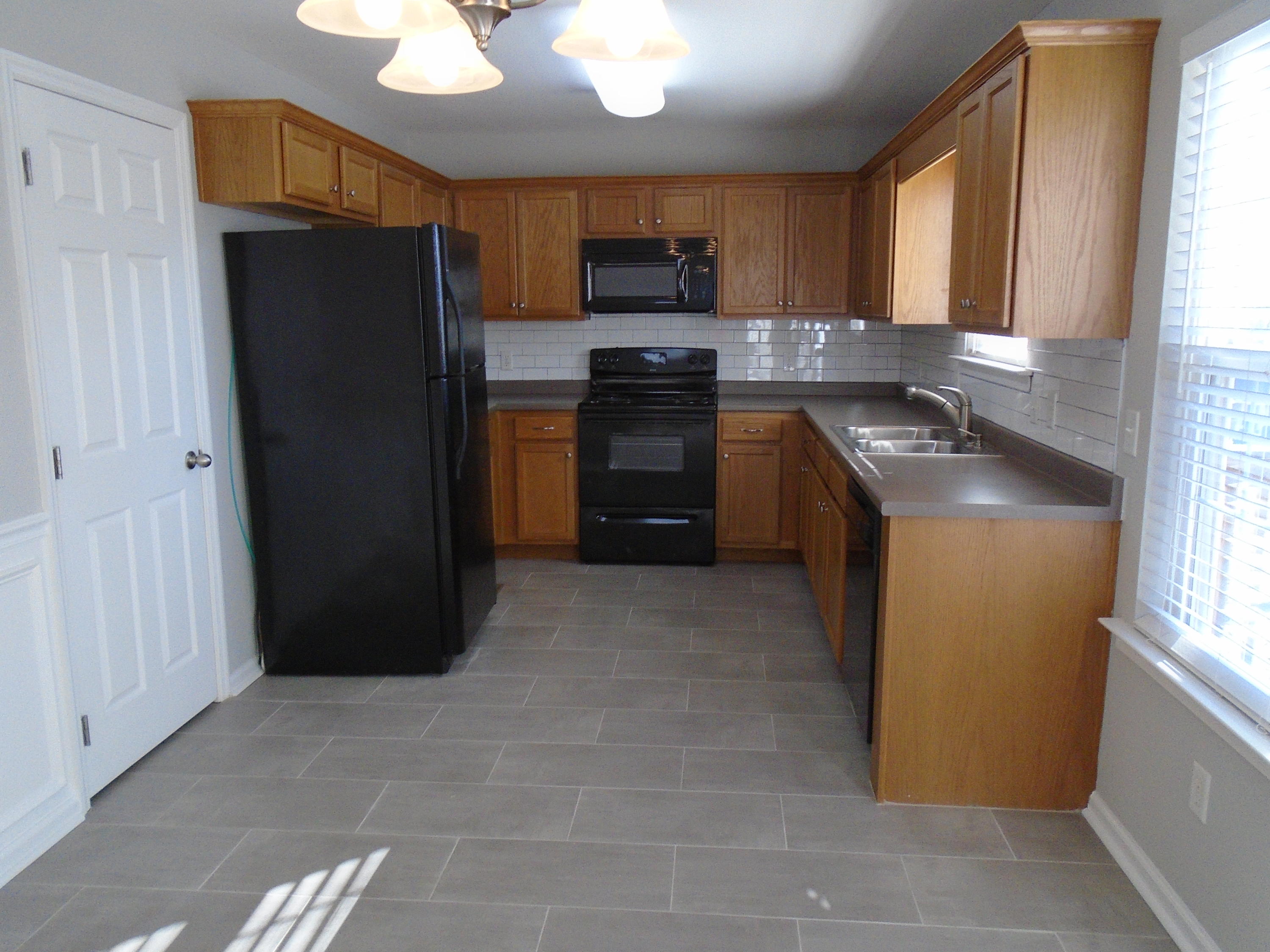 1016 Ryan Ridge Road, Unit 19 Soddy Daisy, TN 37379 - Photo 16 of 36 DSC01985