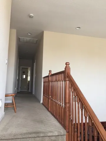 a view of utility room