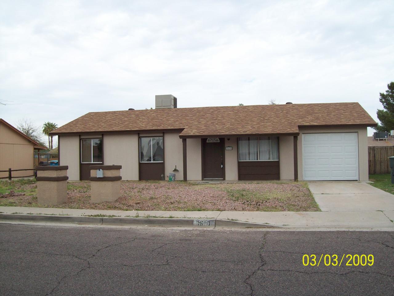 3610 East Hearn Road Phoenix, AZ 85032 - Photo 1 of 5 front