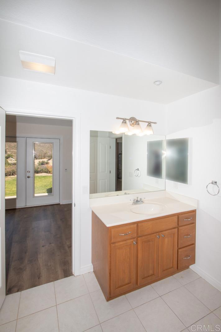 2670 Vista Del Rio Fallbrook, CA 92028 - Photo 18 of 24