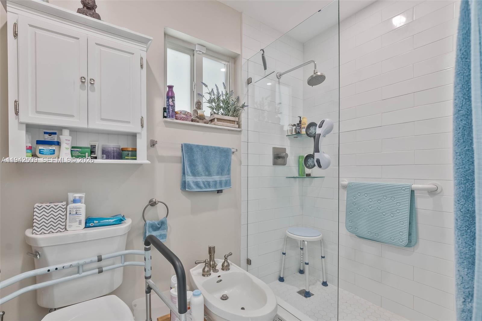 1804 Southwest 104th Court Miami, FL 33165 - Photo 21 of 33