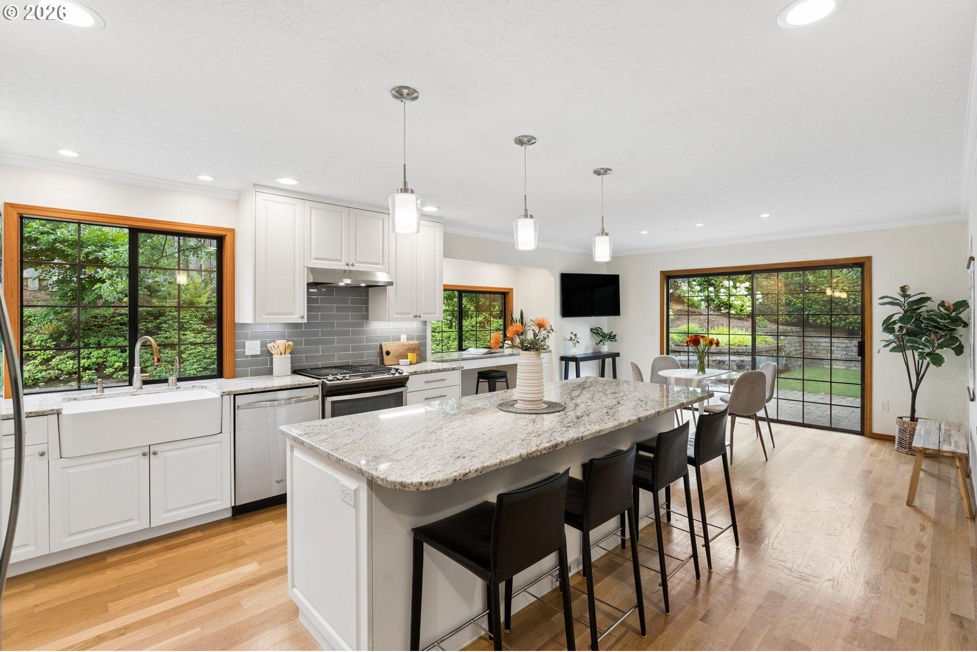 601 Atwater Road Lake Oswego, OR 97034 - Photo 12 of 26 Gallery Image 12
