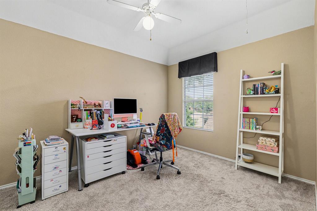 337 Touchdown Drive Irving, TX 75063 - Photo 19 of 38