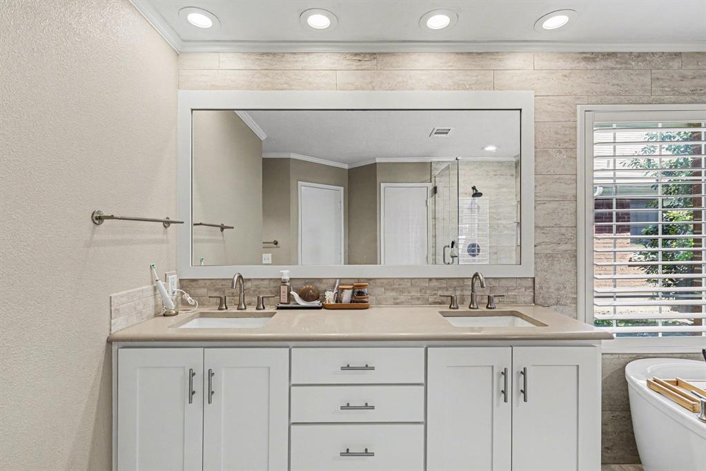 337 Touchdown Drive Irving, TX 75063 - Photo 26 of 38