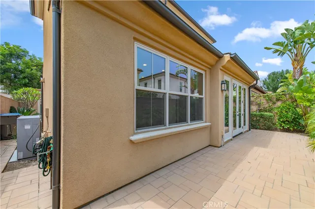 $5,800 | 85 Birmingham, Irvine, CA 92620