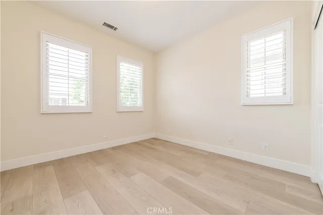 $5,800 | 85 Birmingham, Irvine, CA 92620