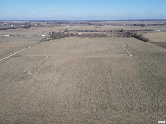 $1 | 1741 East 1850 Avenue, Brownstown, IL 62418