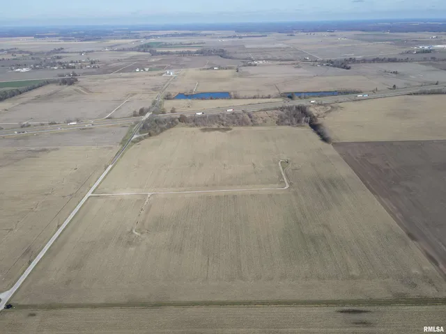 $1 | 1741 East 1850 Avenue, Brownstown, IL 62418