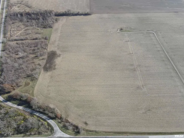 $1 | 1741 East 1850 Avenue, Brownstown, IL 62418