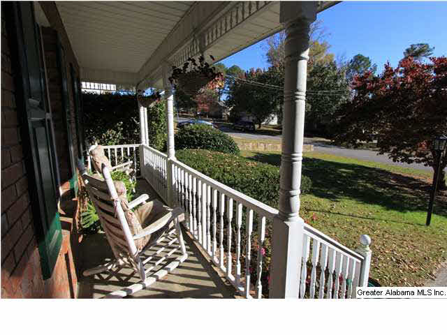 4412 Mayfair Road Anniston, AL 36207 - Photo 8 of 31