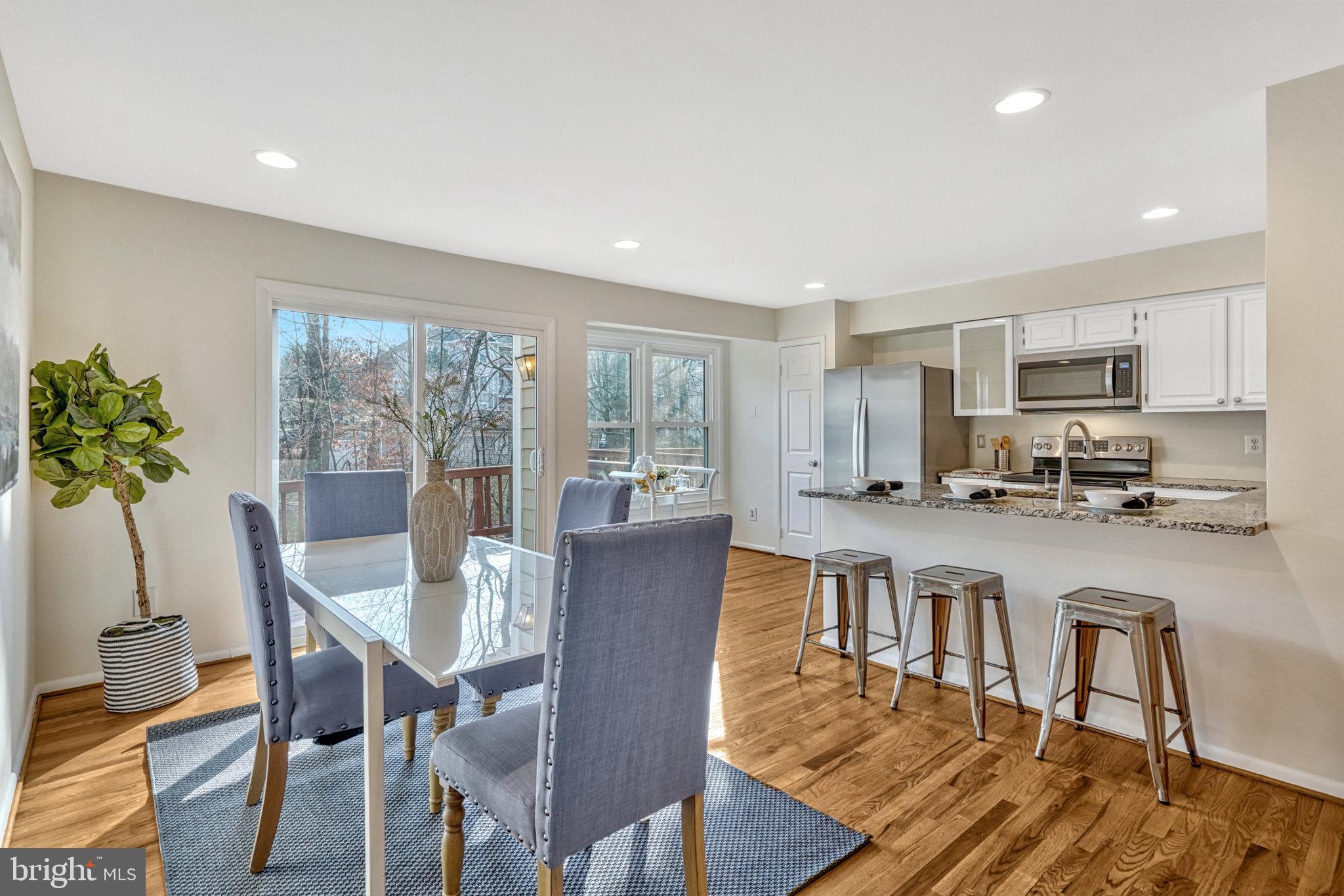 1423 Newport Spring Court Reston, VA 20194 - Photo 9 of 45 Gallery Image 9