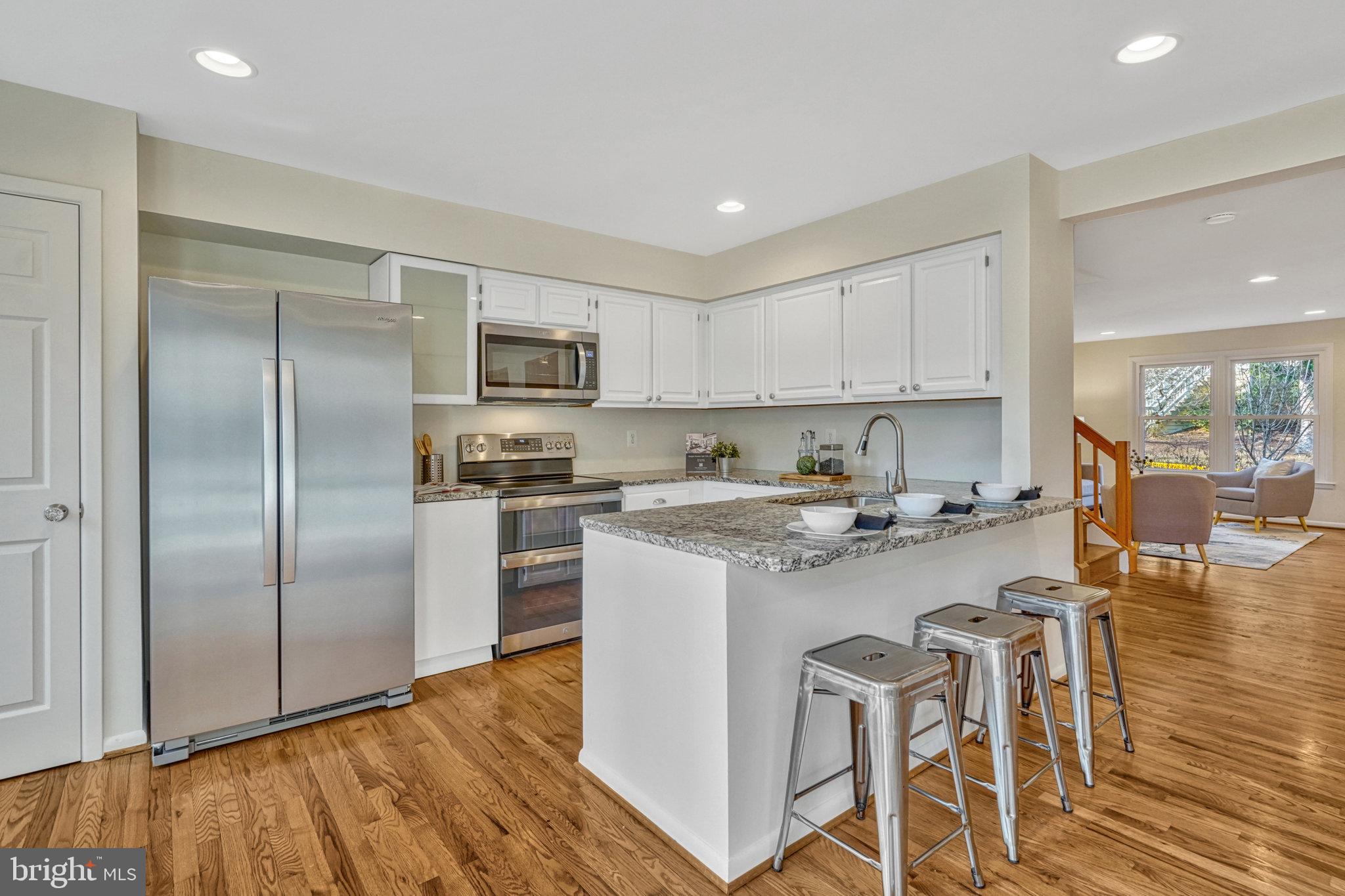 1423 Newport Spring Court Reston, VA 20194 - Photo 10 of 45 Gallery Image 10